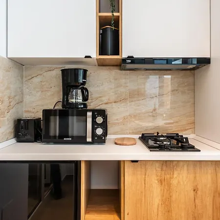 Address 811 B2 بوخارست