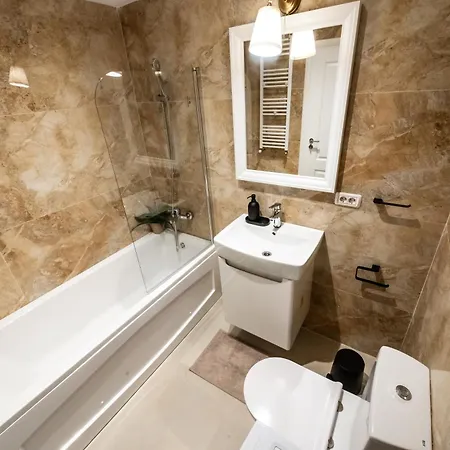 Address 811 B2 Bukurešť