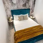 Апартаменти Address 811 B2 *