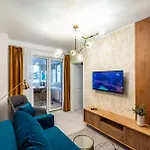 Address 811 B2