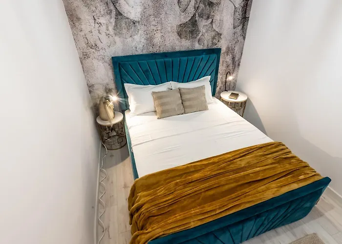 Apartman Address 811 B2 *