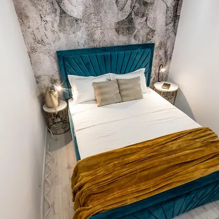 Appartement Address 811 B2 *